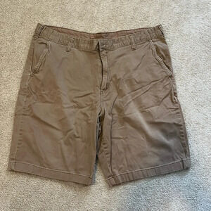 Men’s Khaki Shorts